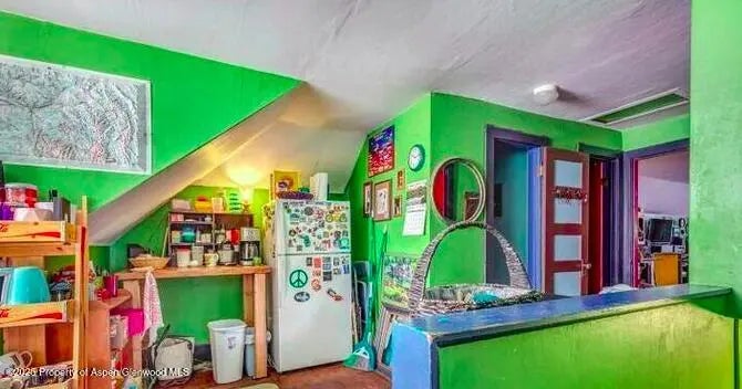 9 of 20 - 1021 Grand Avenue, Glenwood Springs, CO