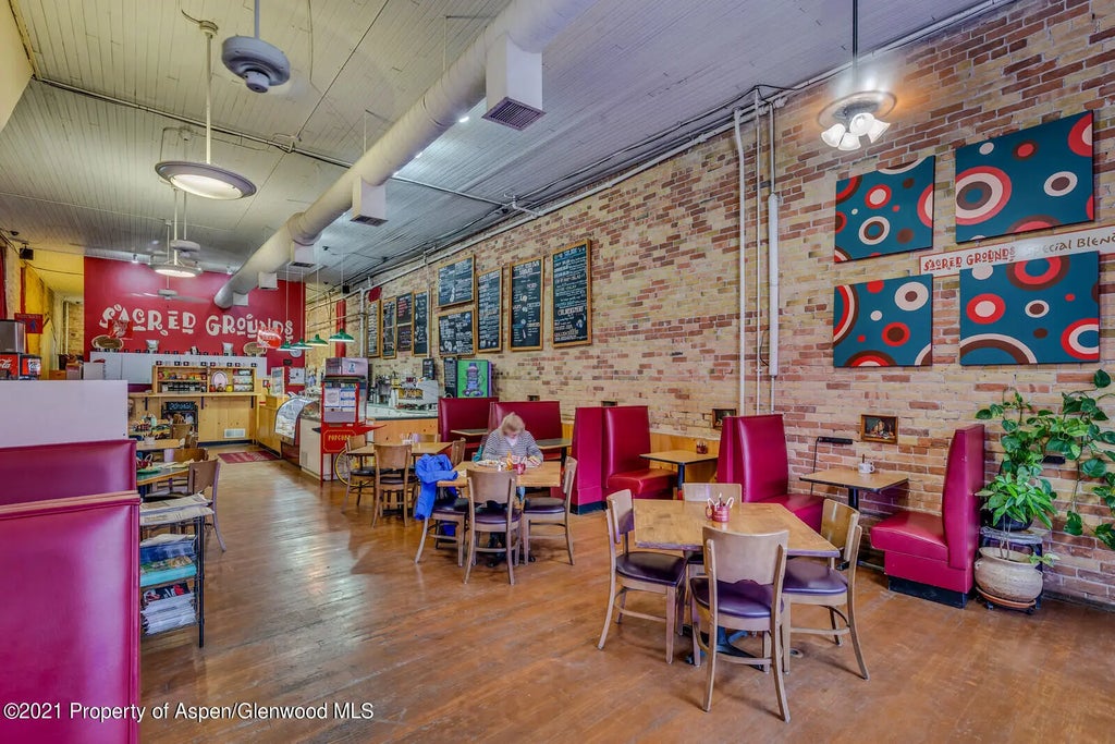 10 of 35 - 725 Grand Avenue, Glenwood Springs, CO