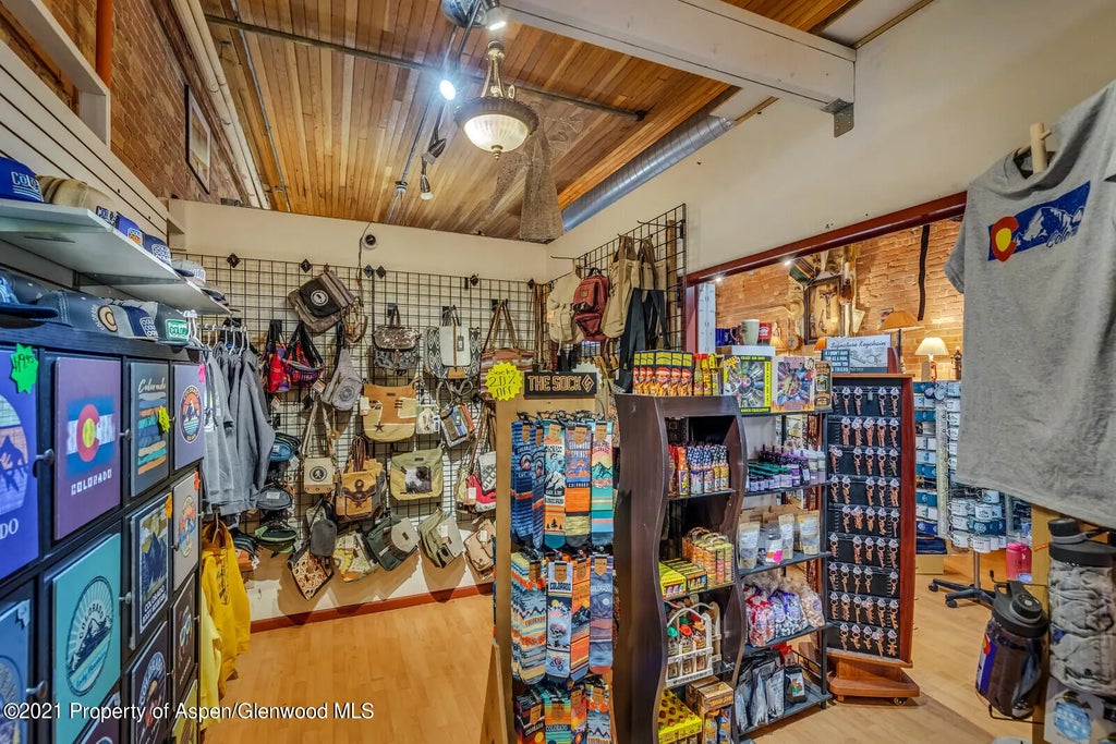 15 of 35 - 725 Grand Avenue, Glenwood Springs, CO