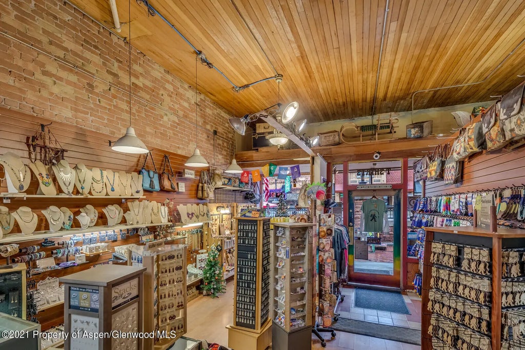 19 of 35 - 725 Grand Avenue, Glenwood Springs, CO