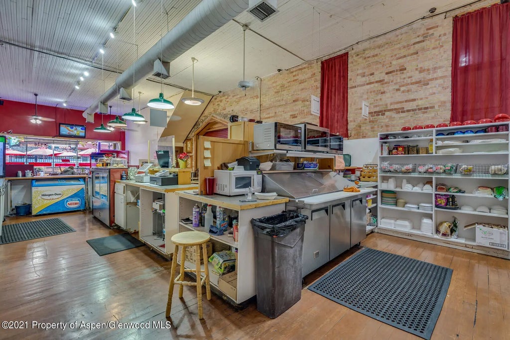 9 of 35 - 725 Grand Avenue, Glenwood Springs, CO