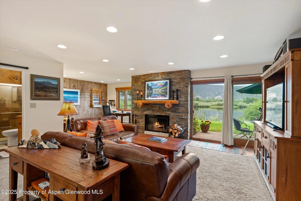 6 of 34 - 14913 Hwy. 82 #105, Carbondale, CO