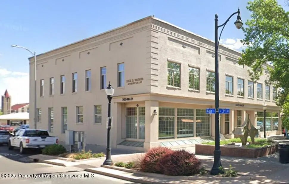 26 of 27 - 300 Main Street 302, Grand Junction, CO