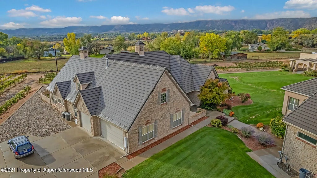 13 of 138 - 2087 Broadway, Grand Junction, CO