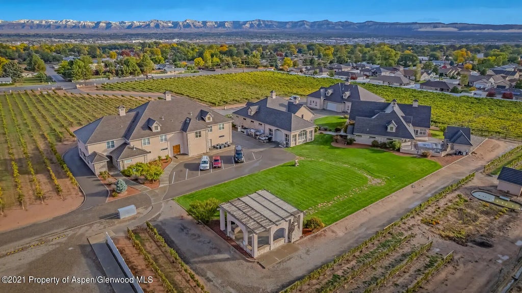 25 of 138 - 2087 Broadway, Grand Junction, CO
