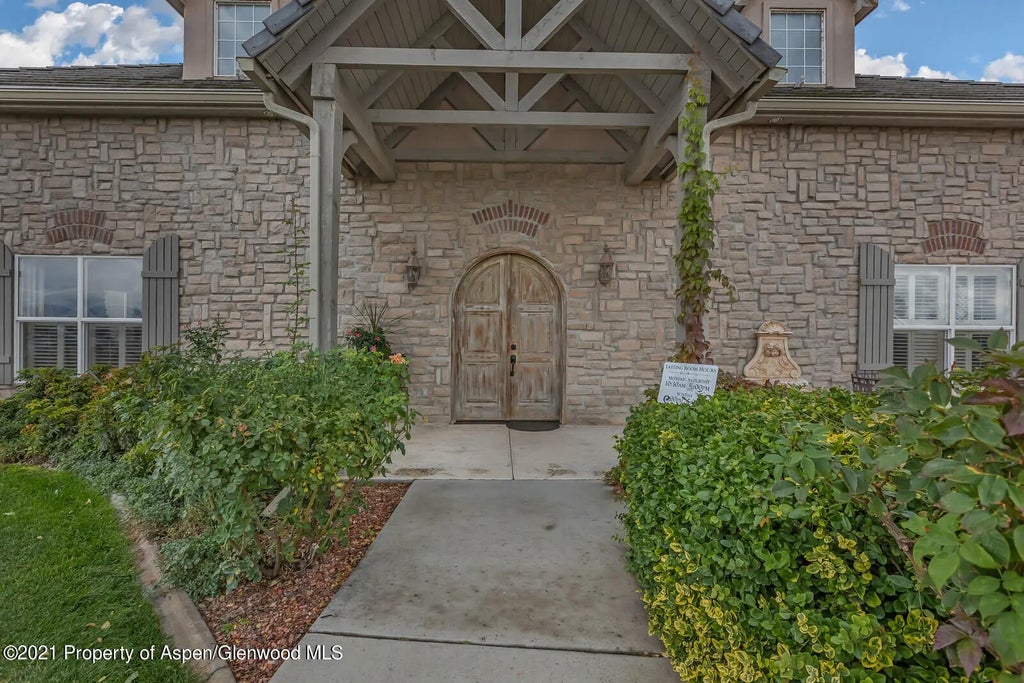27 of 138 - 2087 Broadway, Grand Junction, CO