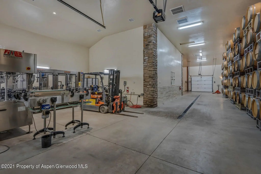 34 of 138 - 2087 Broadway, Grand Junction, CO
