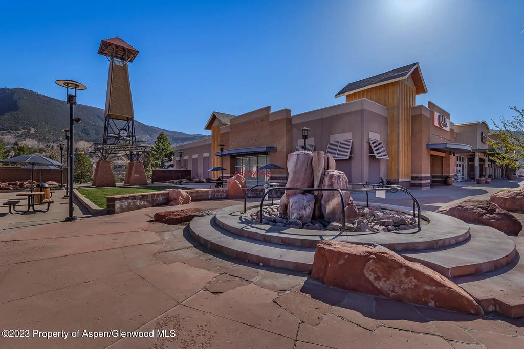 24 of 25 - 40 Market Street Unit A, Glenwood Springs, CO