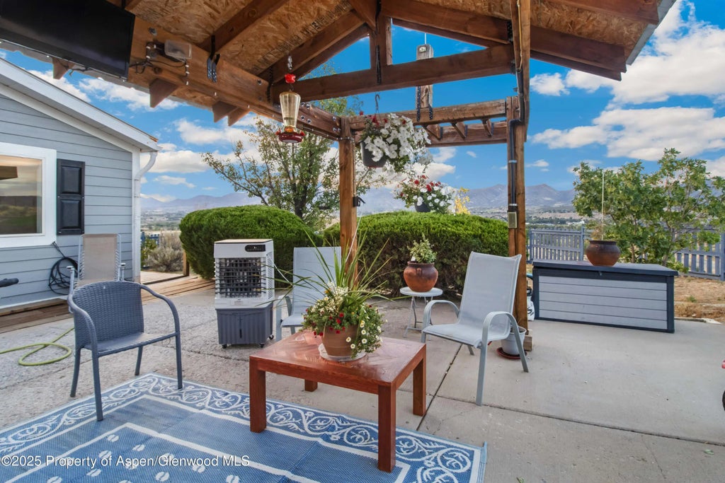 13 of 42 - 680 Mineota Drive, Silt, CO