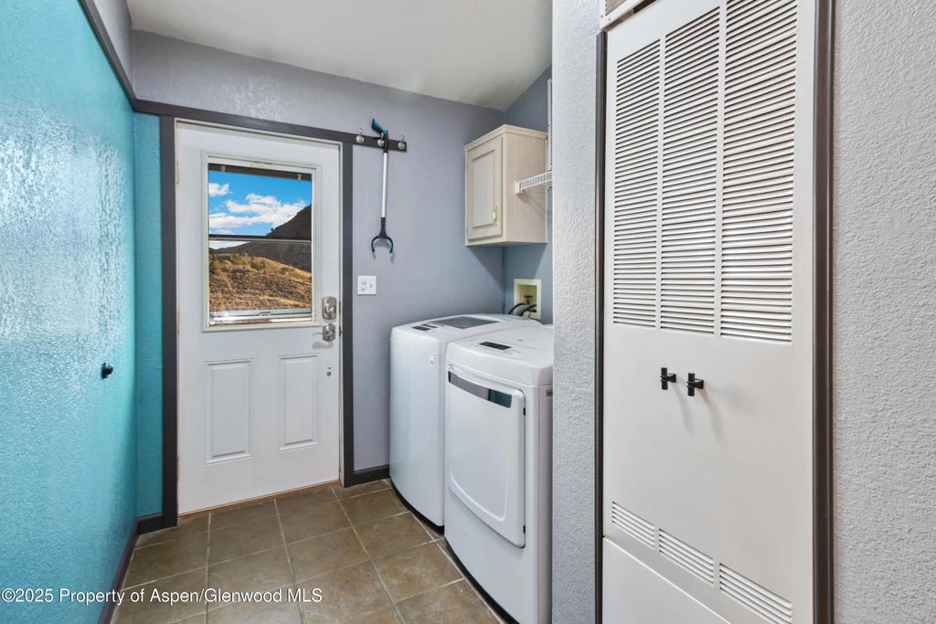 39 of 42 - 680 Mineota Drive, Silt, CO