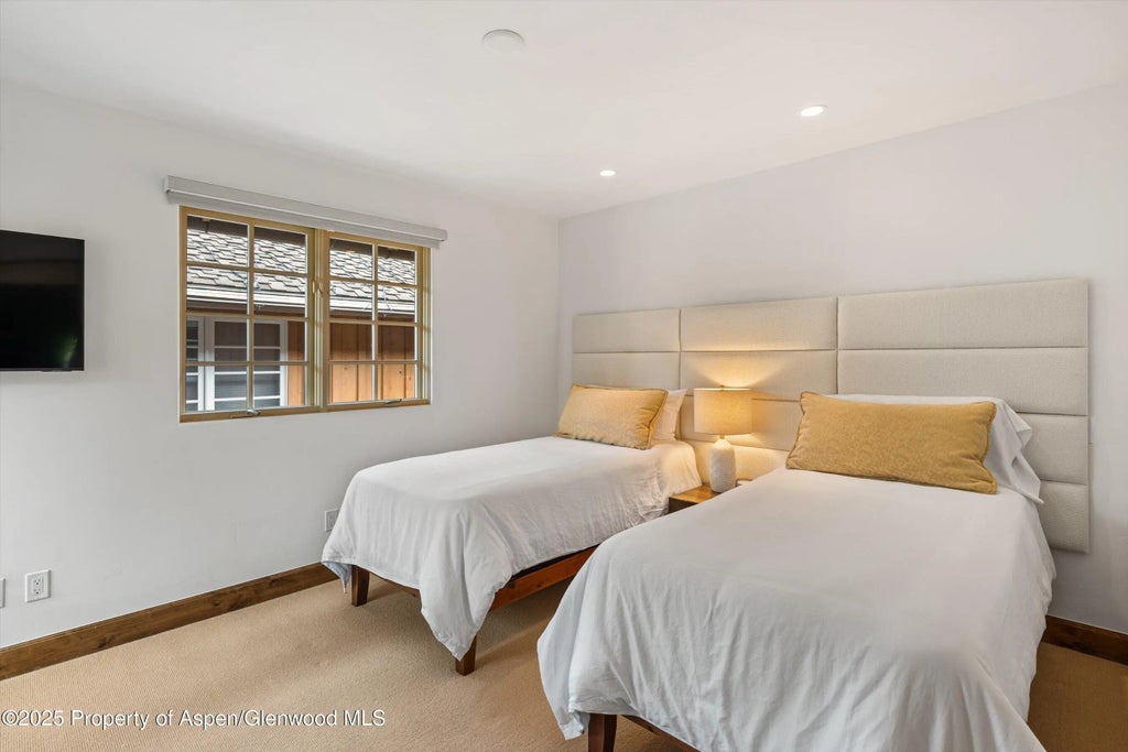 18 of 34 - 710 S Mill Street 6 & 7, Aspen, CO
