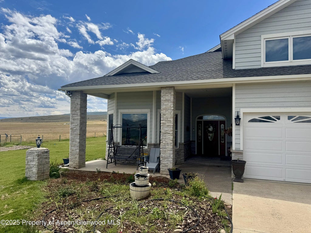36 of 44 - 4000 County Road 4, Meeker, CO