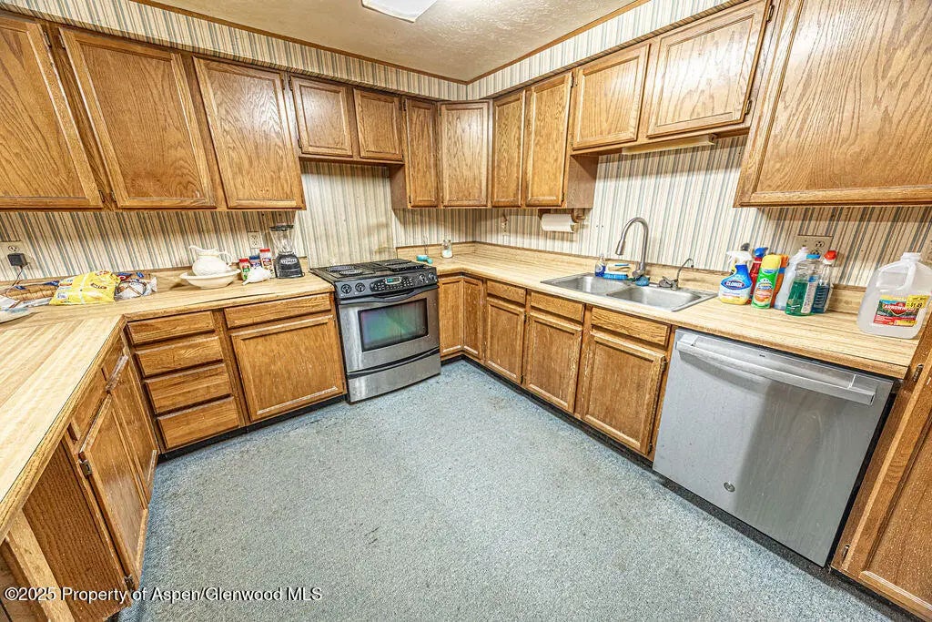 24 of 43 - 1790 W Victory Way, Craig, CO