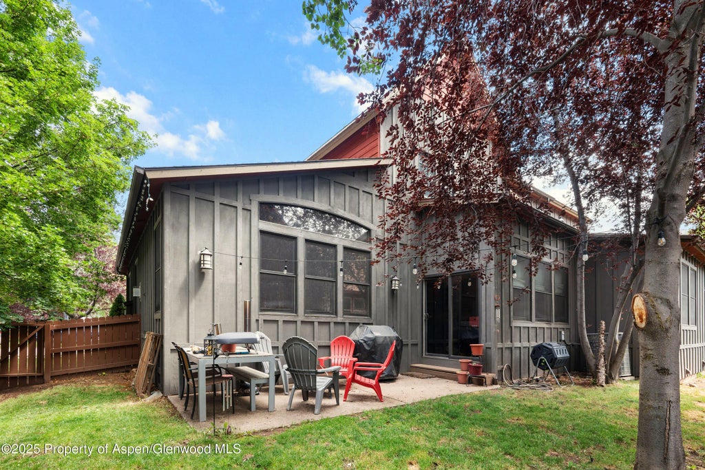 10 of 21 - 212 Juniper Court, Basalt, CO