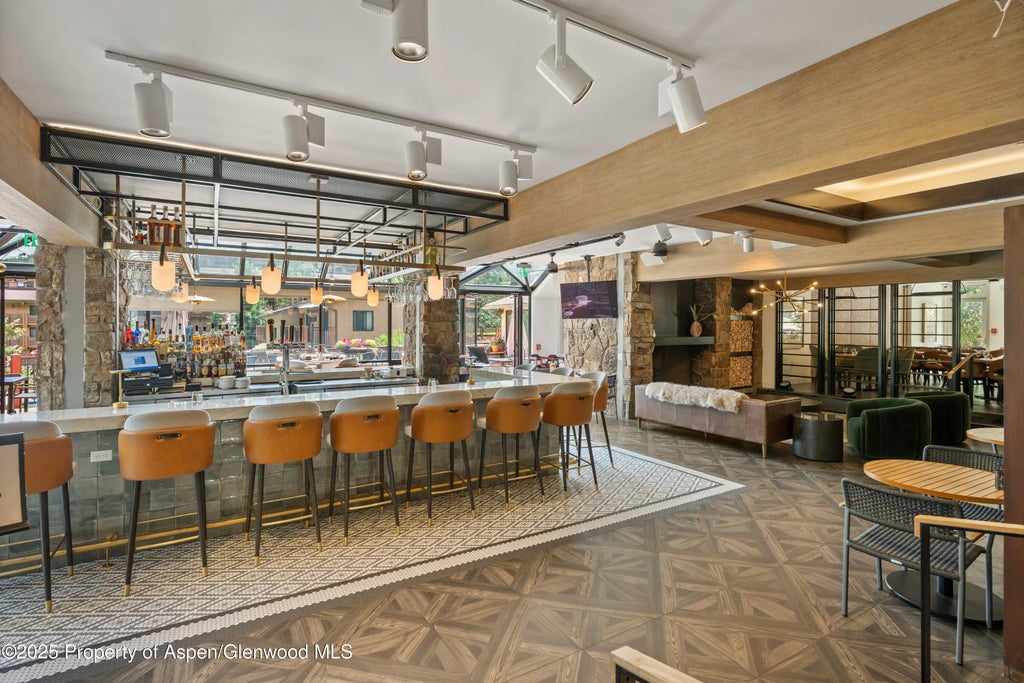 8 of 11 - 300 Carriage Way 303, Snowmass Village, CO