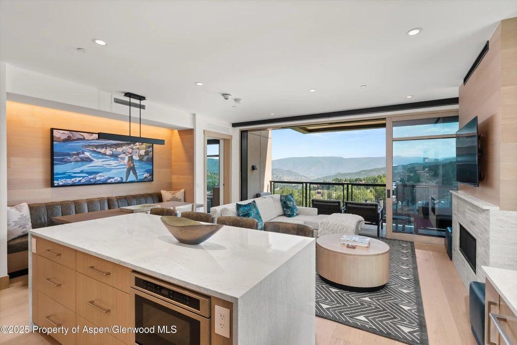 2 of 18 - 130 Wood Road 551, Snowmass Village, CO
