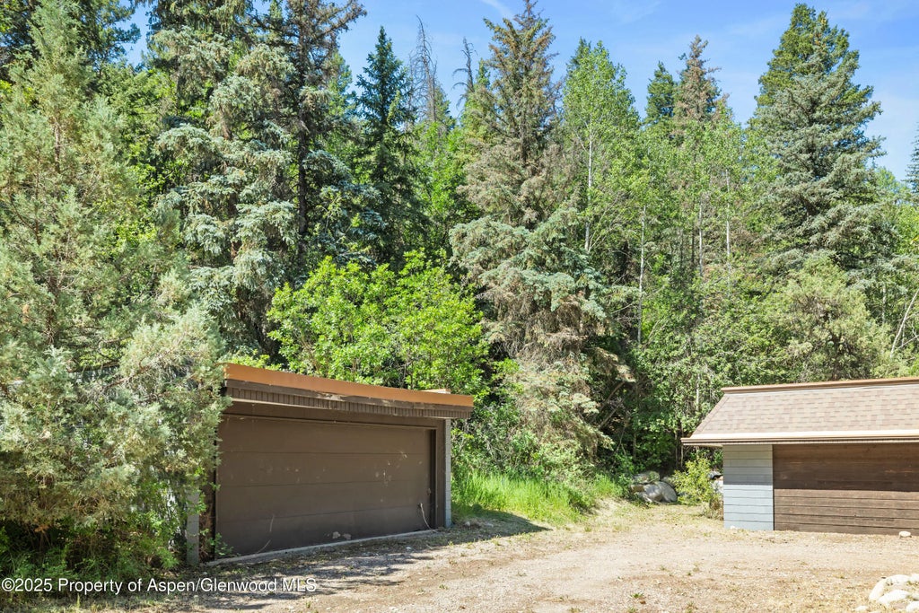 4 of 15 - 820 Twining Flats Road, Aspen, CO