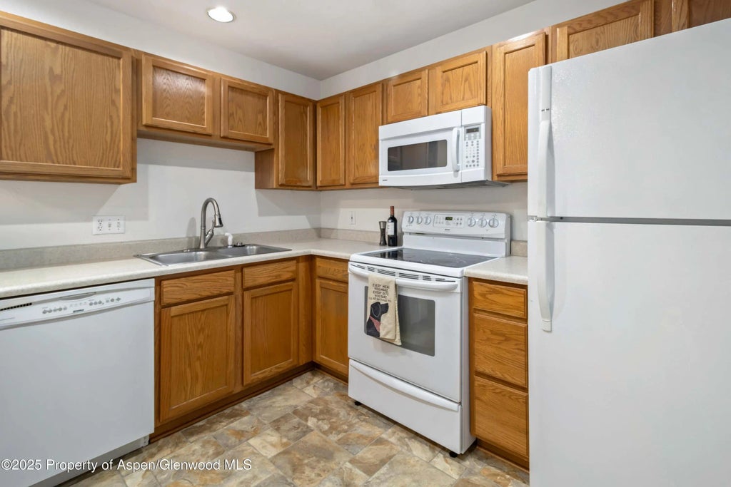 10 of 19 - 180 Orchard Drive, Glenwood Springs, CO