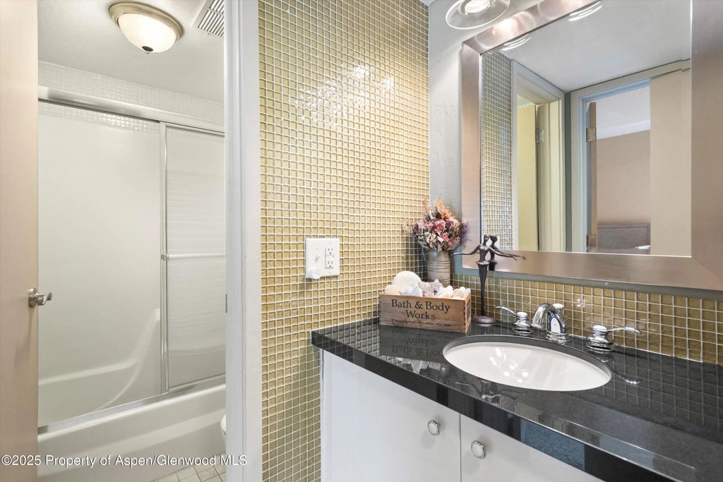 12 of 21 - 35 Upper Woodbridge Road 23ef, Snowmass Village, CO