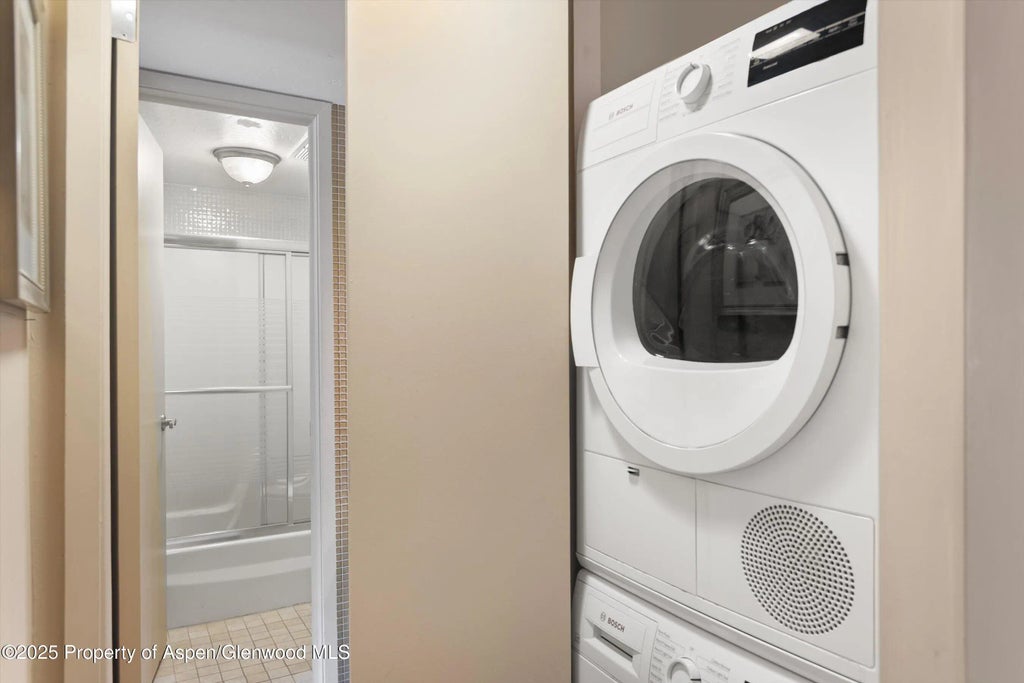 13 of 21 - 35 Upper Woodbridge Road 23ef, Snowmass Village, CO