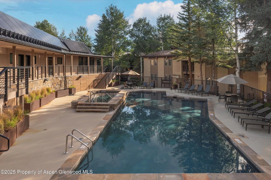 17 of 21 - 35 Upper Woodbridge Road 23ef, Snowmass Village, CO