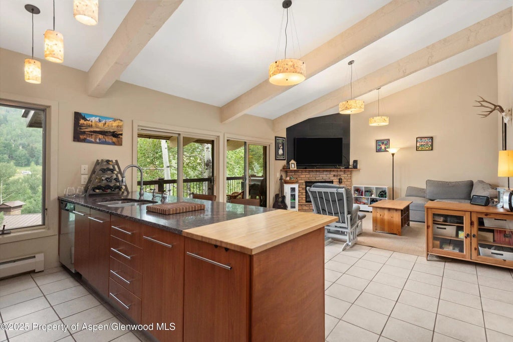 4 of 21 - 35 Upper Woodbridge Road 23ef, Snowmass Village, CO