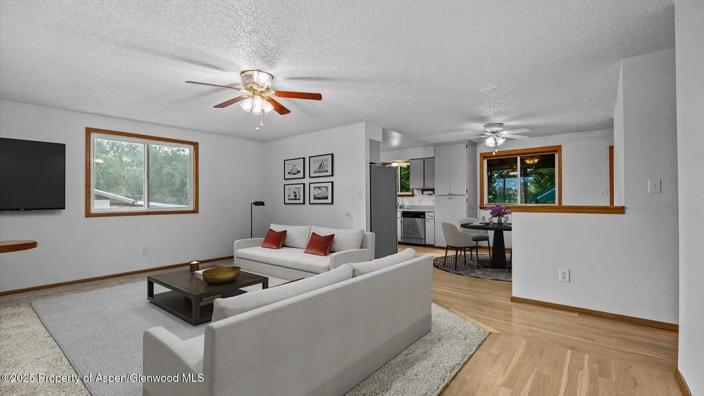 4 of 28 - 2863 Texas Avenue, Grand Junction, CO