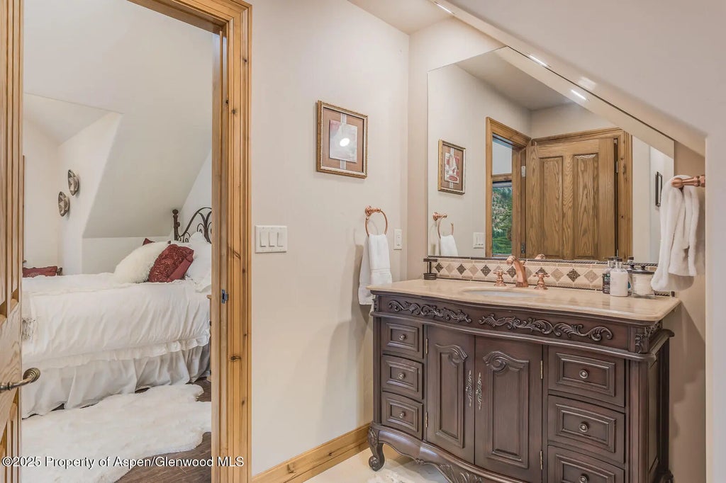 50 of 60 - 175 Bison Lane, Redstone, CO