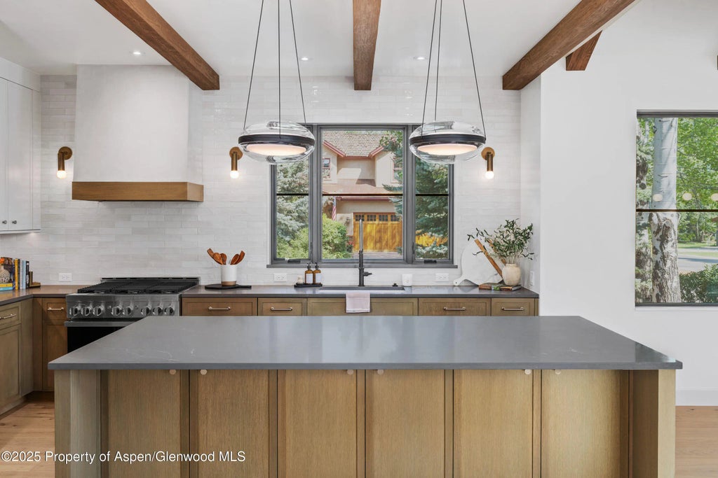 9 of 39 - 306 Golden Bear Drive, Carbondale, CO