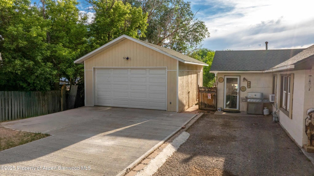 6 of 17 - 629 Whiteriver Avenue, Rifle, CO