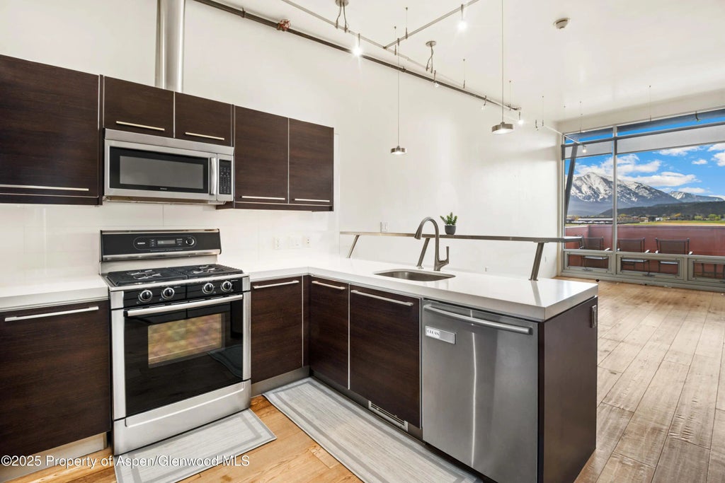 8 of 17 - 2635 Dolores Way, Carbondale, CO