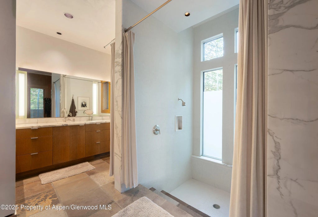 28 of 66 - 2500 Woody Creek Road, Woody Creek, CO