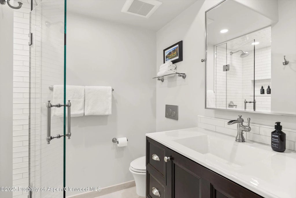 15 of 26 - 855 Carriage Way 103, Snowmass Village, CO