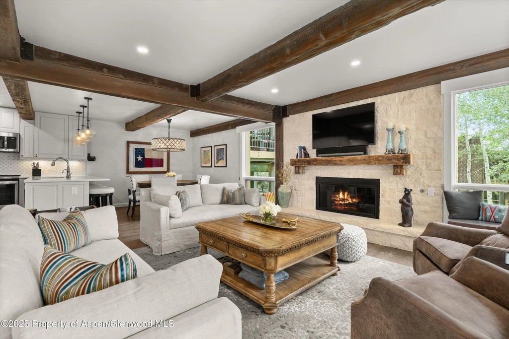 17 of 26 - 855 Carriage Way 103, Snowmass Village, CO