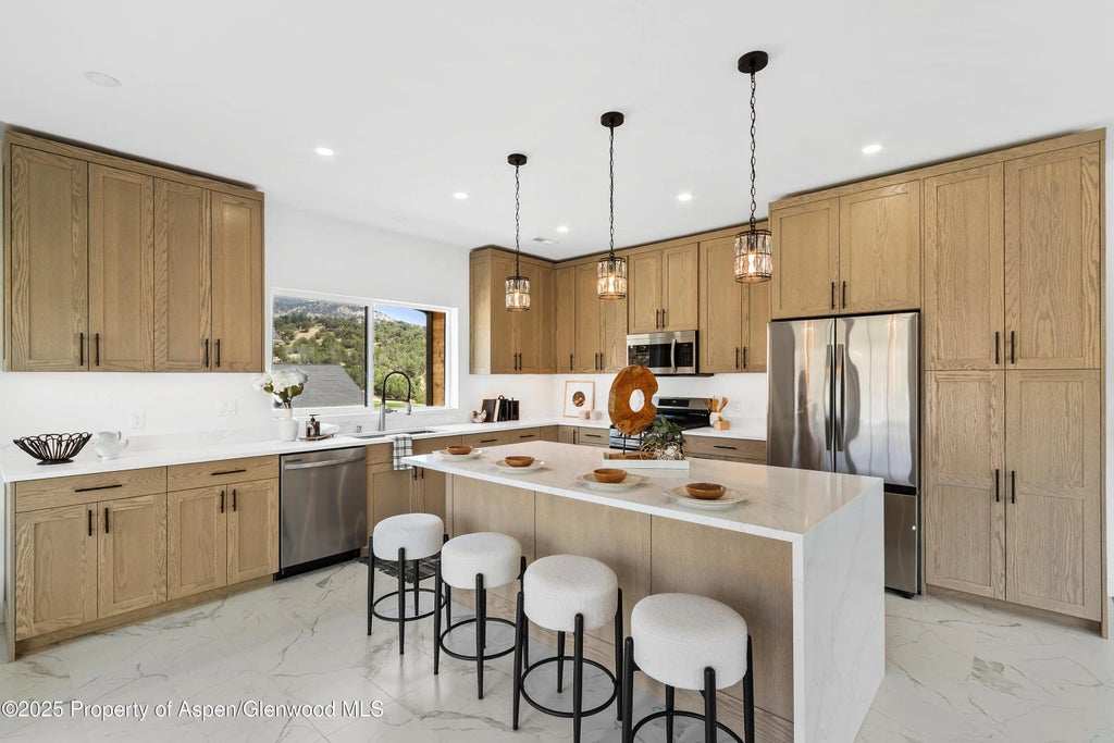 2 of 32 - 27 Spur Drive, New Castle, CO