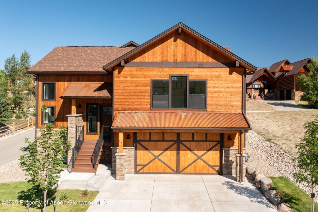 28 of 32 - 27 Spur Drive, New Castle, CO