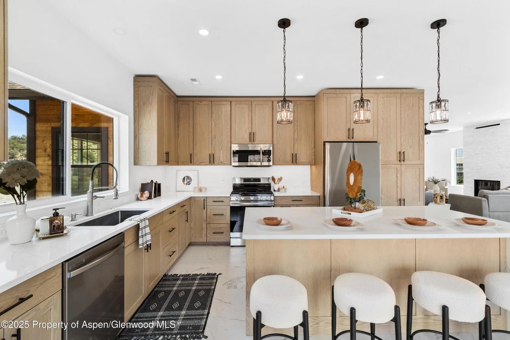 3 of 32 - 27 Spur Drive, New Castle, CO