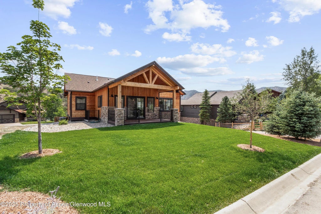 31 of 32 - 27 Spur Drive, New Castle, CO