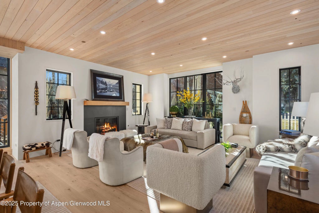 6 of 17 - 502 N 6th Street, Aspen, CO