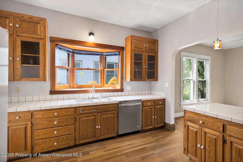 17 of 62 - 818 Bennett Avenue, Glenwood Springs, CO