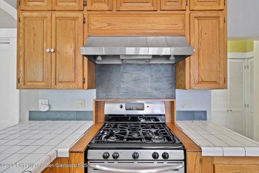19 of 62 - 818 Bennett Avenue, Glenwood Springs, CO