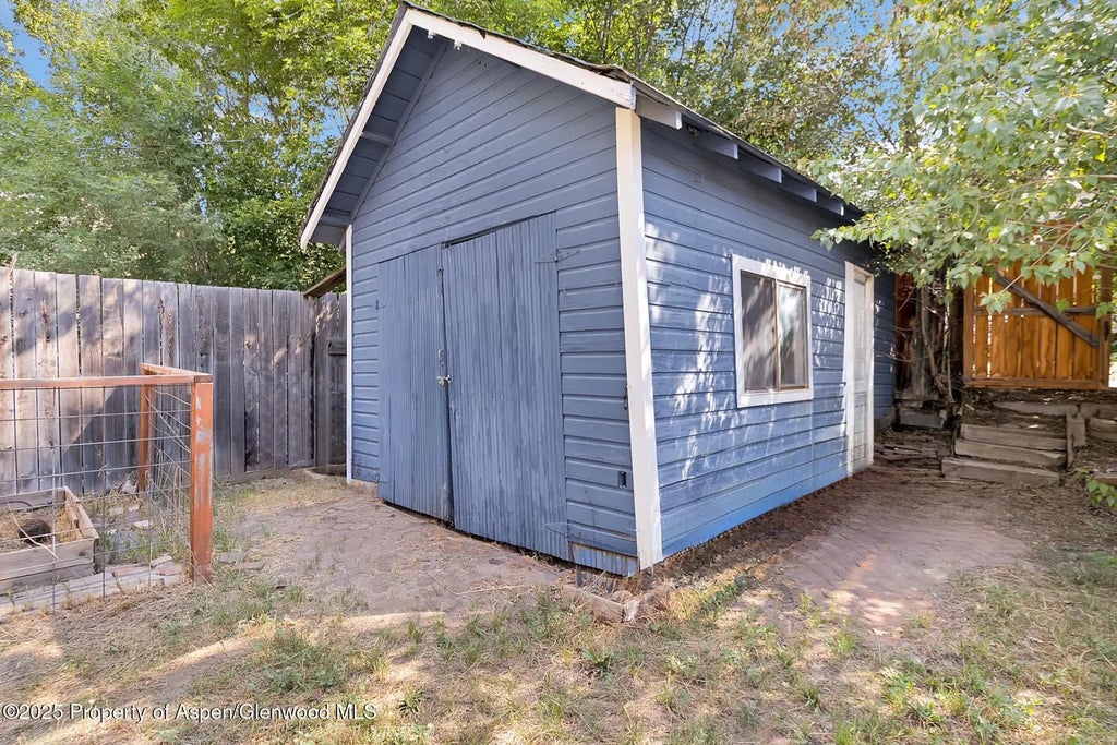 40 of 62 - 818 Bennett Avenue, Glenwood Springs, CO
