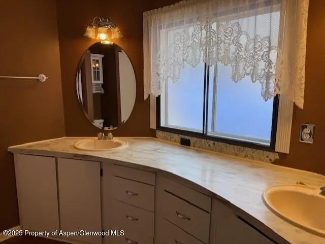 8 of 13 - 1236 Hollybrook Lane, Glenwood Springs, CO