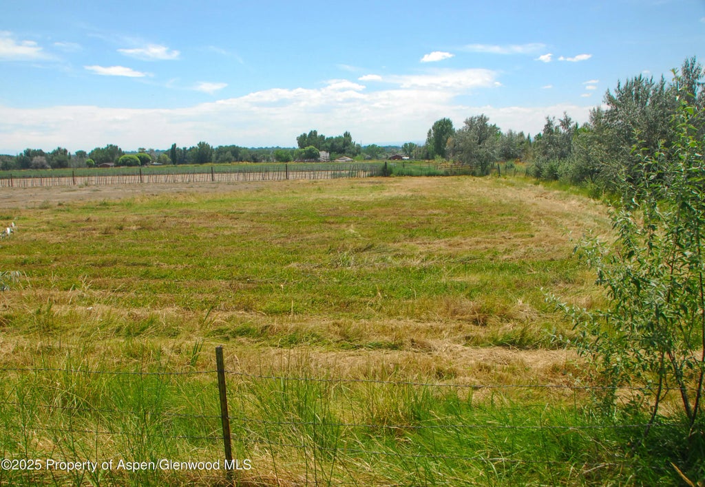 2 of 9 - 1637 I Road, Delta, CO