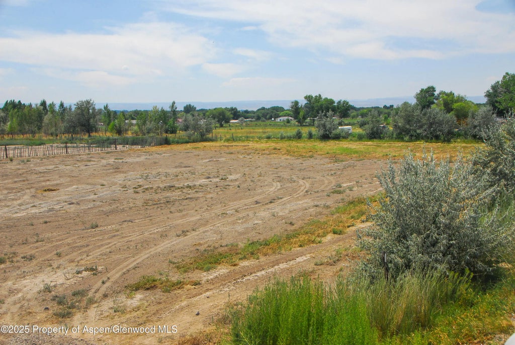 5 of 9 - 1637 I Road, Delta, CO