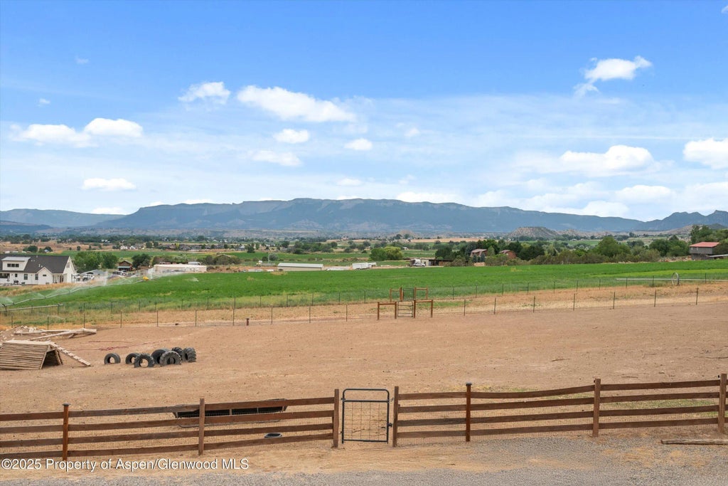40 of 45 - 353 E Vista Drive, Silt, CO