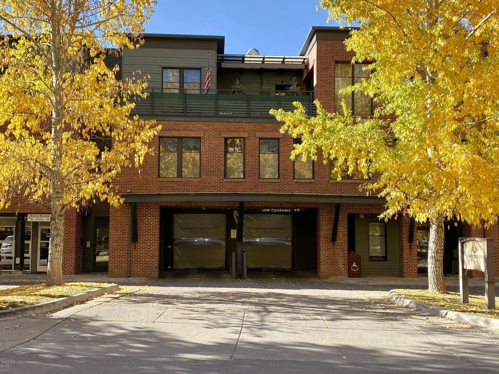 1 of 5 - 601 Rio Grande Place 104, Aspen, CO