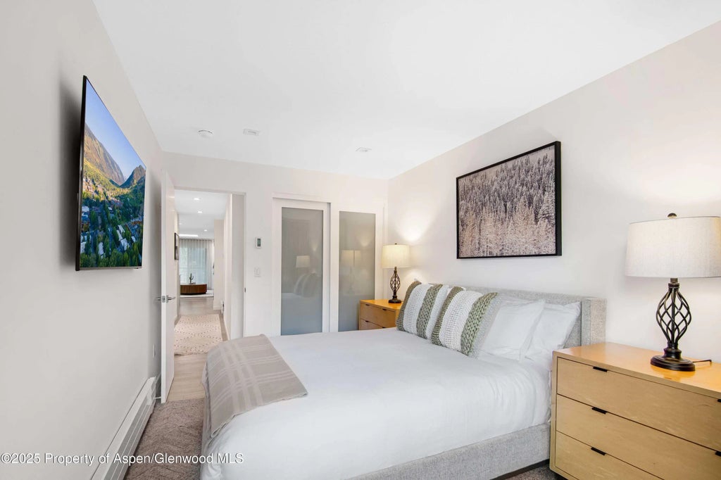 13 of 16 - 100 E Dean Street 3b, Aspen, CO