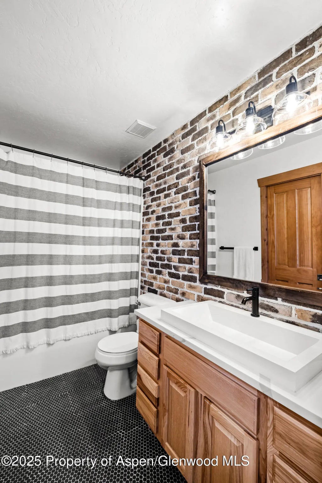 21 of 31 - 110 County Road 135 Unit C, Glenwood Springs, CO