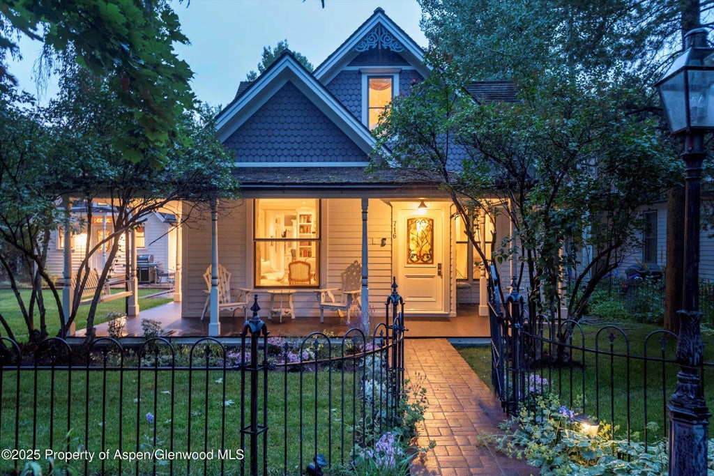 716 W Francis Street, Aspen